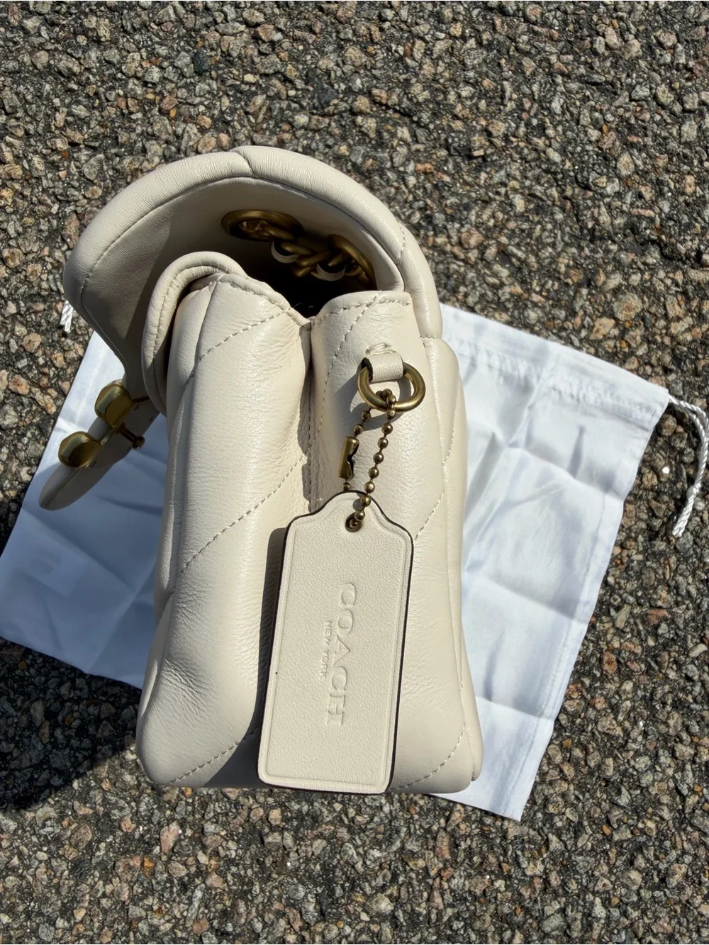 Coach tabby Cream Quilted Leather Shoulder Bag with Gold 'C' Clasp